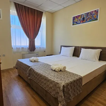 Canto Hostel *